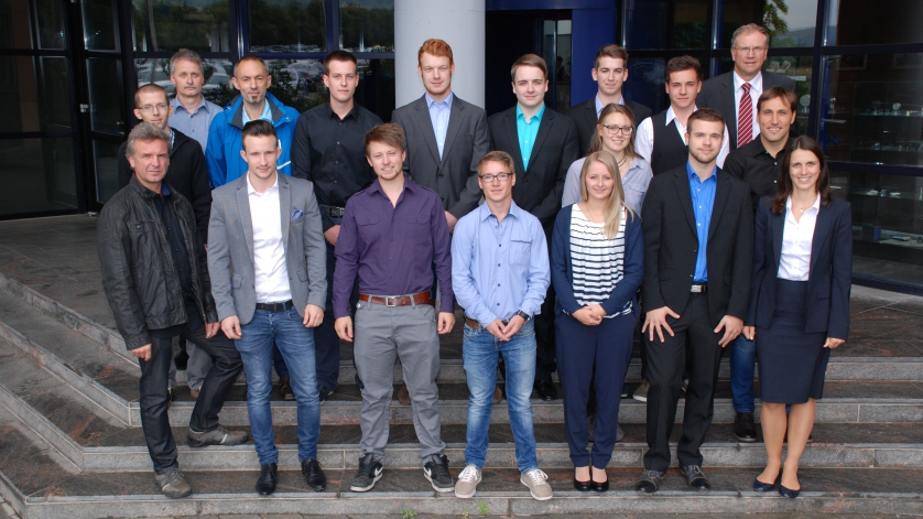 Gruppenbild der Absolventen 2015