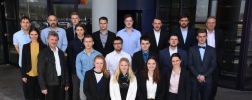 Gruppenfoto der Absolventen Frühling 2017