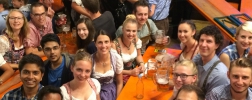 Gruppenfoto Studententreffen auf der Michaelismesse Miltenberg 2017