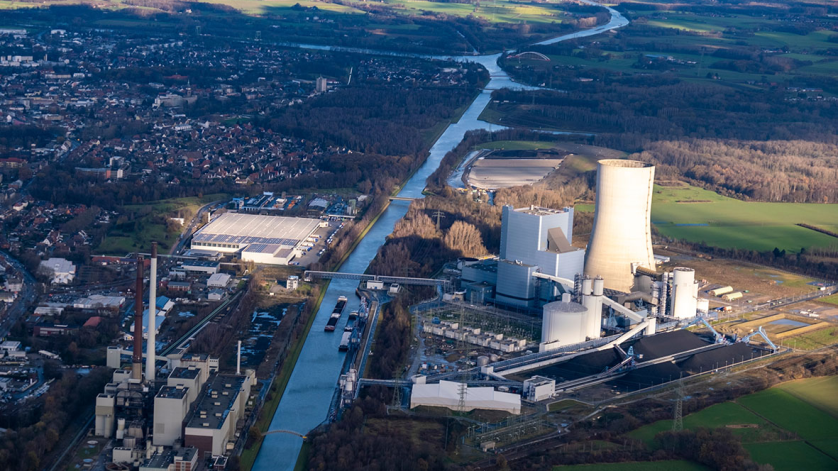 Centrale elettrica a carbone con infrastruttura ottimizzata per il monitoraggio dei filtri e l’implementazione di processi basati sull’IIoT.
