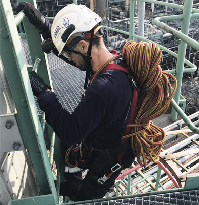 Customers can rely on safety at work for the service teams.